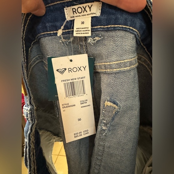 Roxy Blue Denim Jeans - Picture 2 of 3